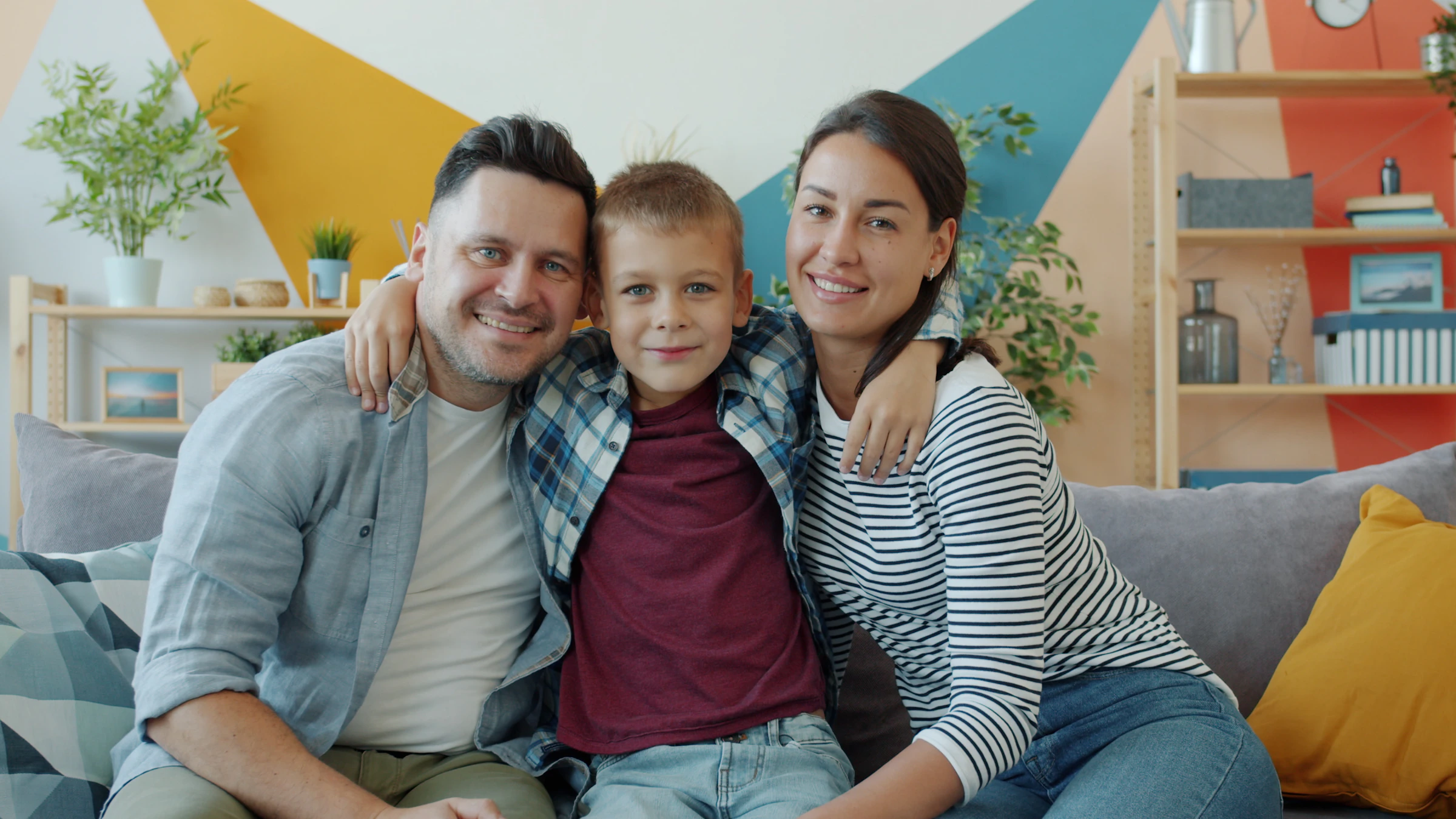 Vitaly Gariev_1785513993676_unsplash_id_SwaEMQAzP_8.webp